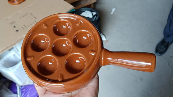 6 ranuras redondo plato cerámico de caracol con mango de color personalizado