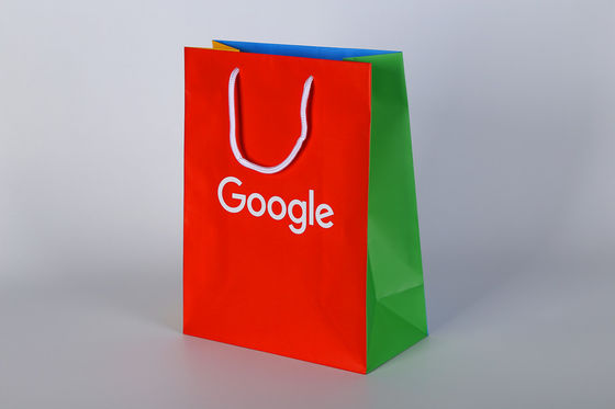 2022 nuevo diseño bolsas de regalo de papel impreso personalizado con cuerda de algodón