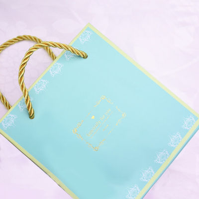 Elegantes bolsas de papel decorativo, papel de revestimiento UV bolsas de comestibles con asas