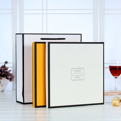 Caja de regalo de papel rígido personalizada Laminado brillante para chalecos de seda