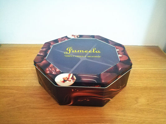 Caja de estaño de galletas decorativa de forma hexagonal con ventana de PET impresa a medida