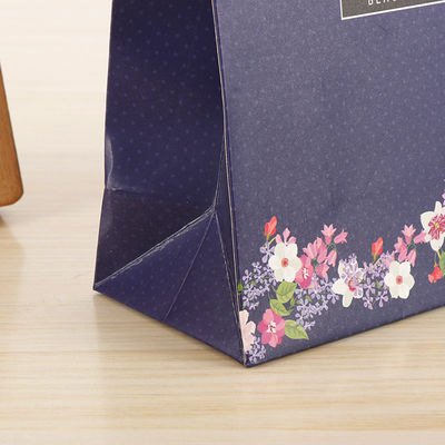 Spot UV / Estampado en caliente Bolsas de compras de papel de venta al por menor Caramelos Bolsa de regalo dulce para niños