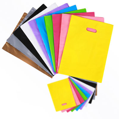 50 micrones Ldpe bolsas de mango de corte a presión con logotipo impreso para la promoción