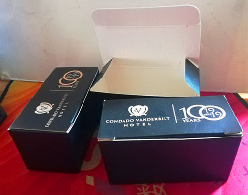 Pequeña caja de papel plegable de chocolate